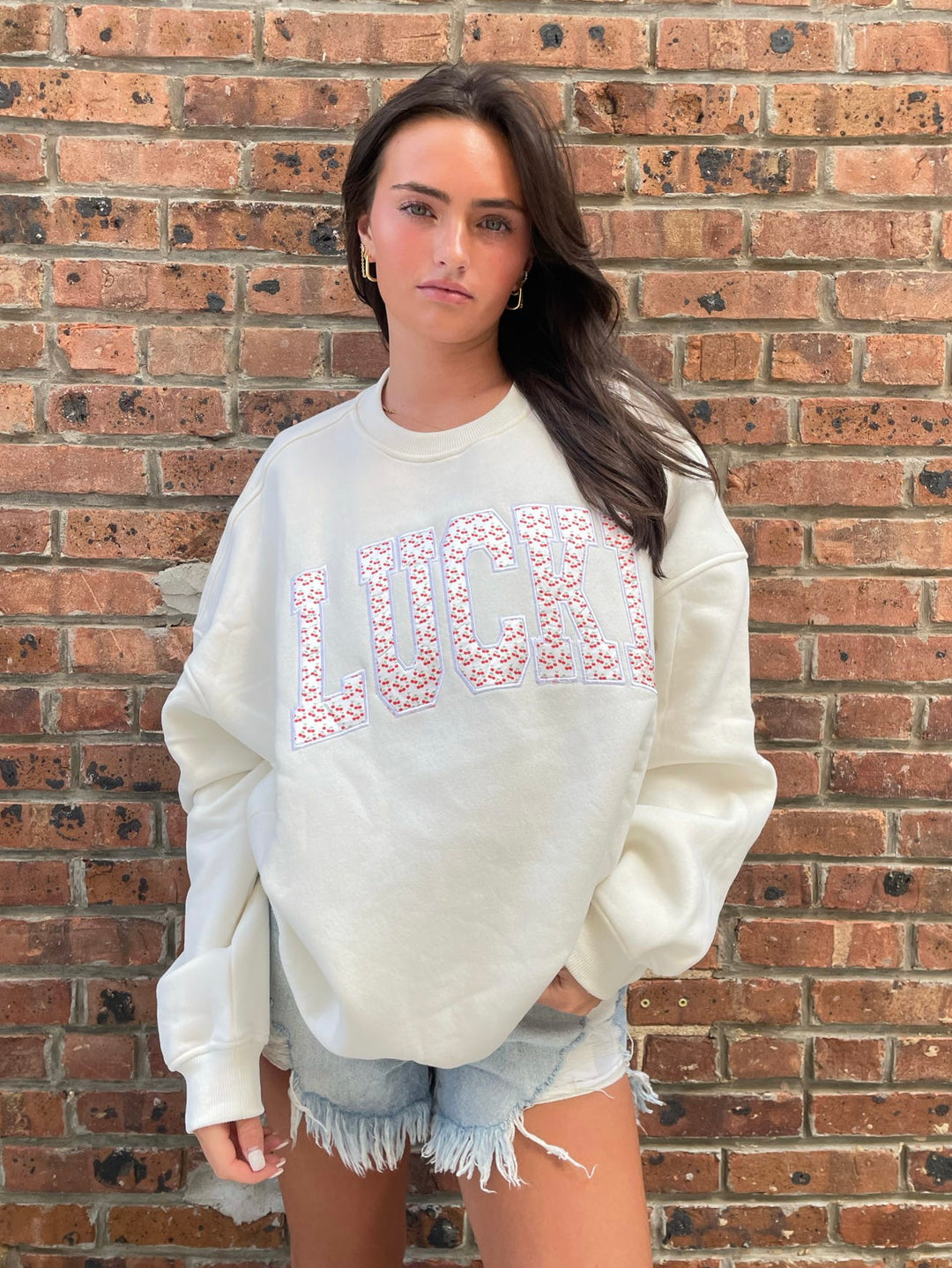 [GRAVER]★LUCKY CLOVER CENTER SWEATSHIRT Designer fashion, Seoul-fully created | W Concept